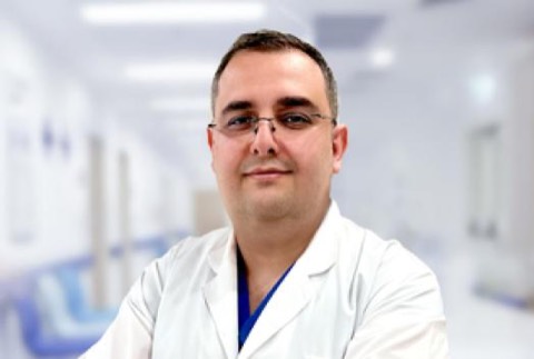 Specialist Doctor Ozan Tezen
